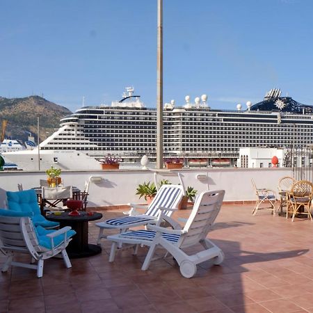 Attico Con Terrazza Sul Porto Apartment Palermo Luaran gambar