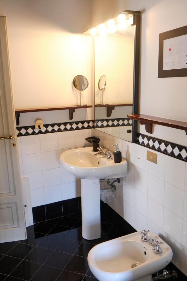 Attico Con Terrazza Sul Porto Apartment Palermo Luaran gambar