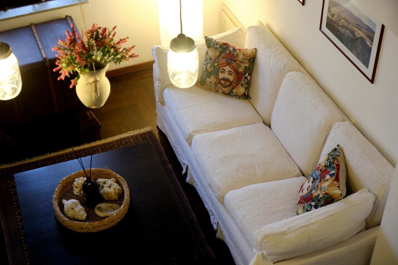 Attico Con Terrazza Sul Porto Apartment Palermo Luaran gambar