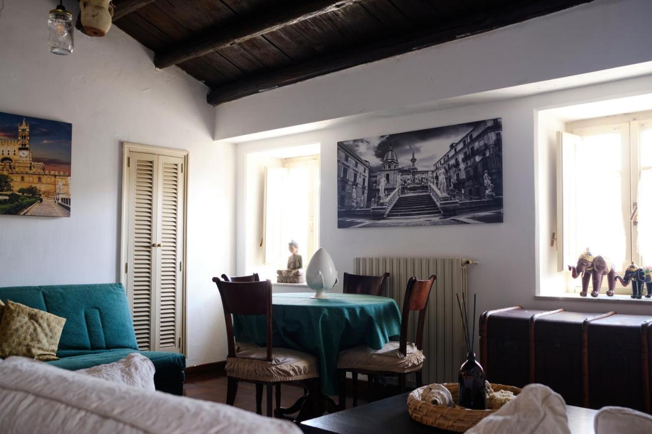 Attico Con Terrazza Sul Porto Apartment Palermo Luaran gambar